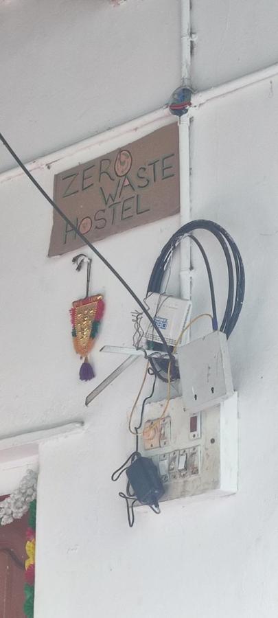 Hearthspace Hampi - Small Home, A Low-Impact Backpackers Hostel エクステリア 写真