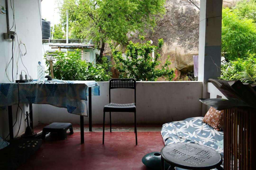 Hearthspace Hampi - Small Home, A Low-Impact Backpackers Hostel エクステリア 写真
